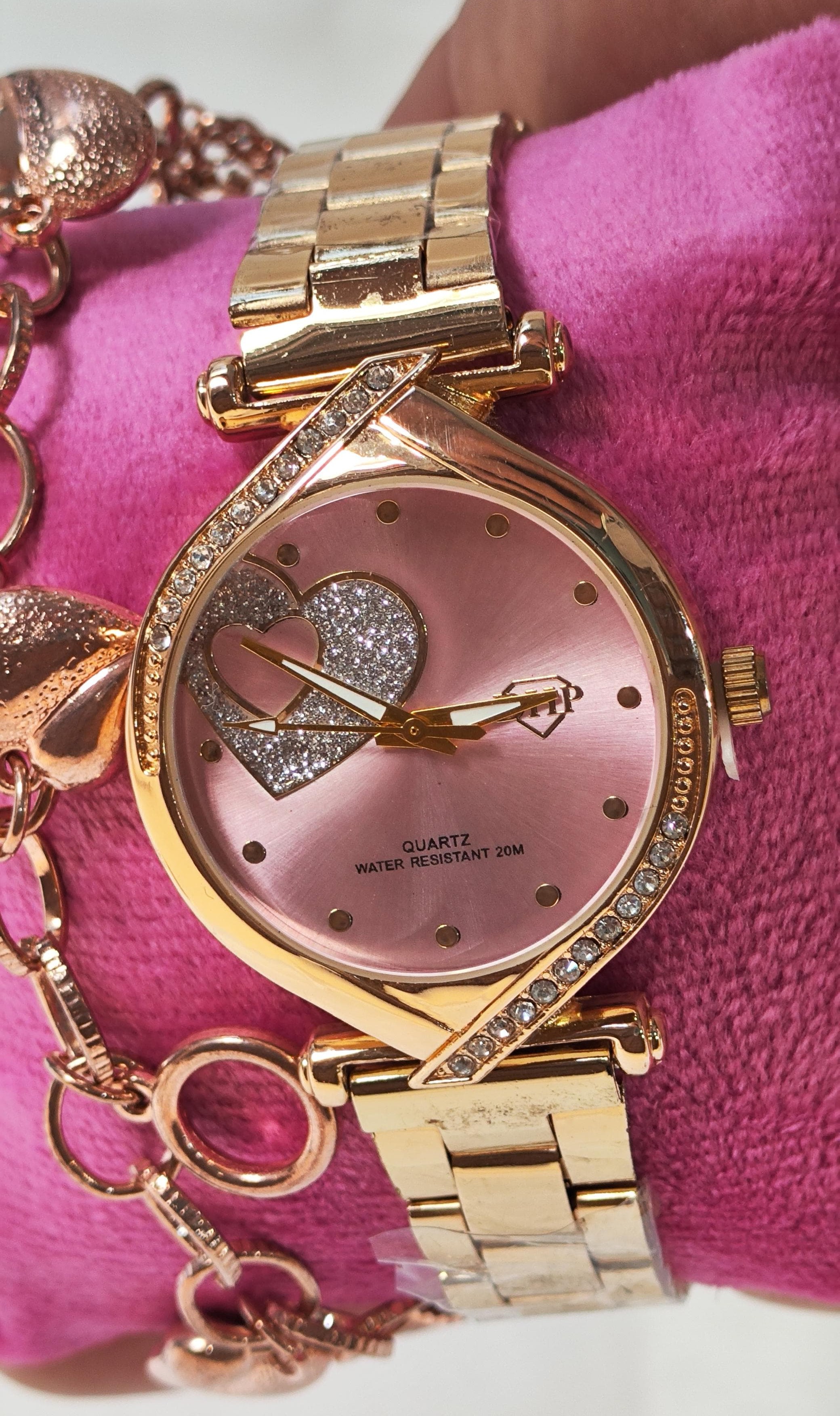 Relógios feminino e masculino 